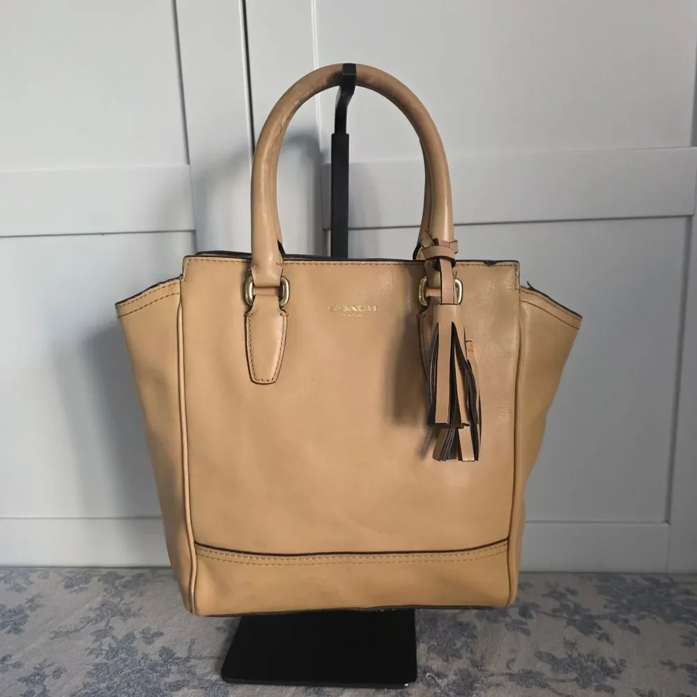 Coach Legacy Candace Carryall Small